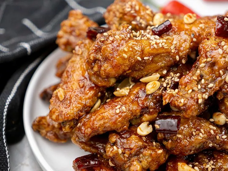 dakgangjeong korean fried chicken opskrift