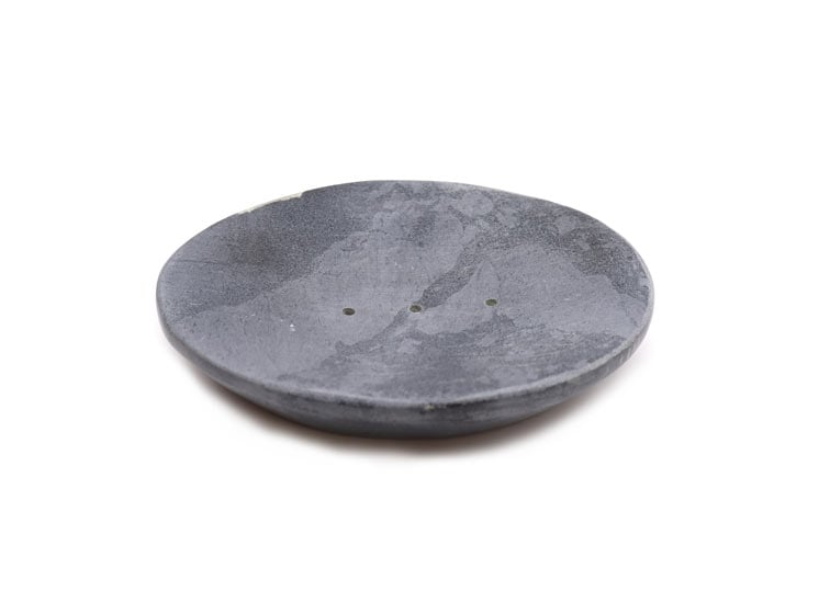 Oval sæbeskål i grå sæbesten – Klassisk design 10×12 cm - Badeværelsestilbehør