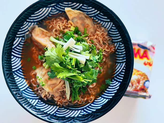 mama tom yum shrimp